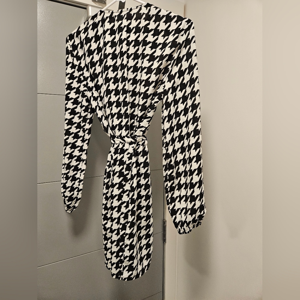 Only Checkered Dress - Picture 3 of 4